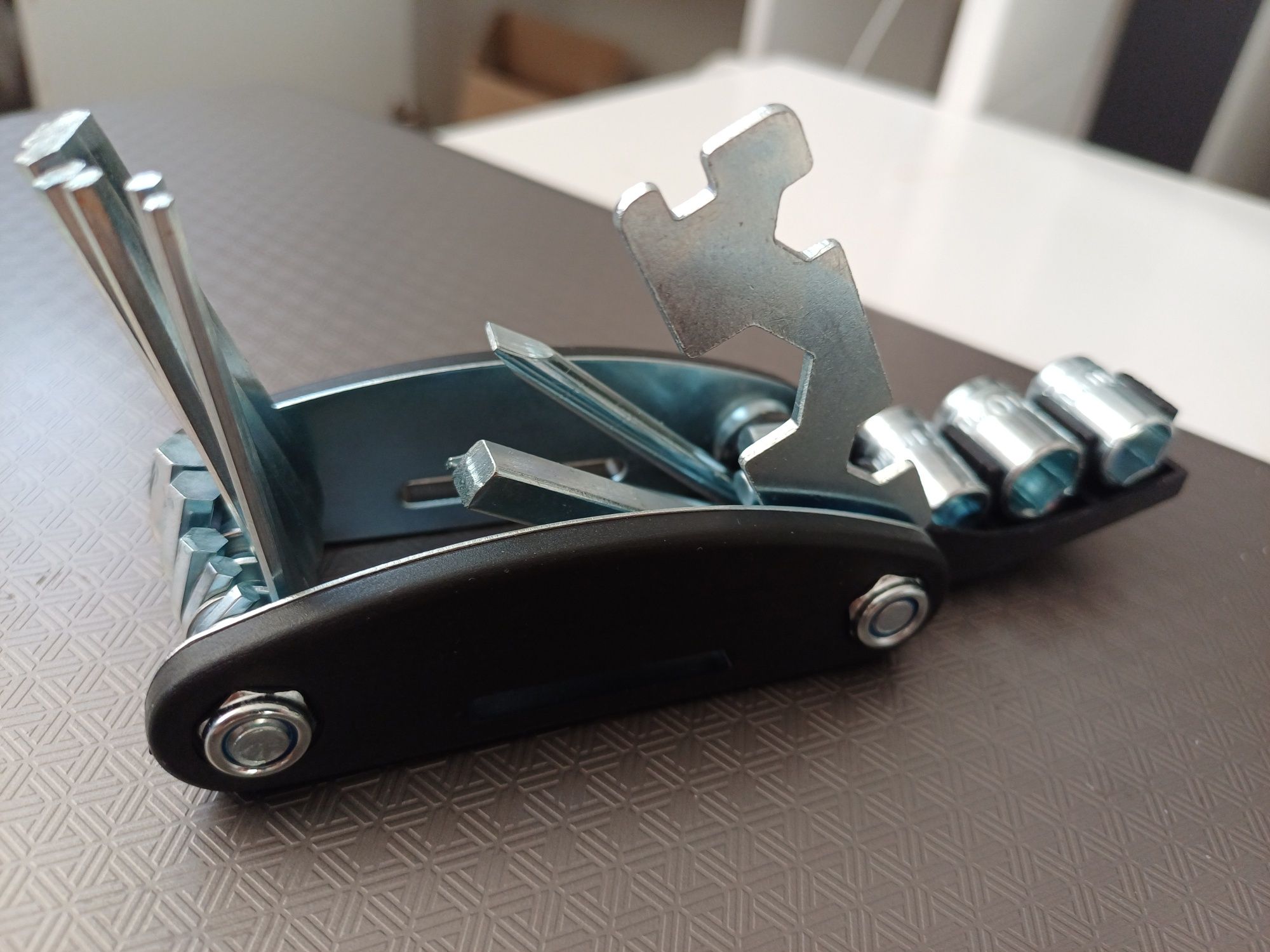 Klucze do roweru multitool 16 w 1