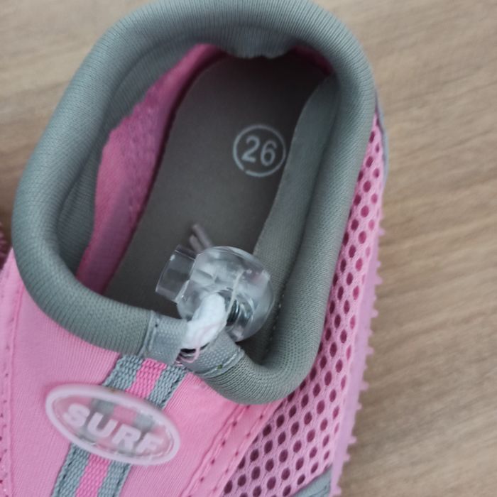 Buty do pływania 26