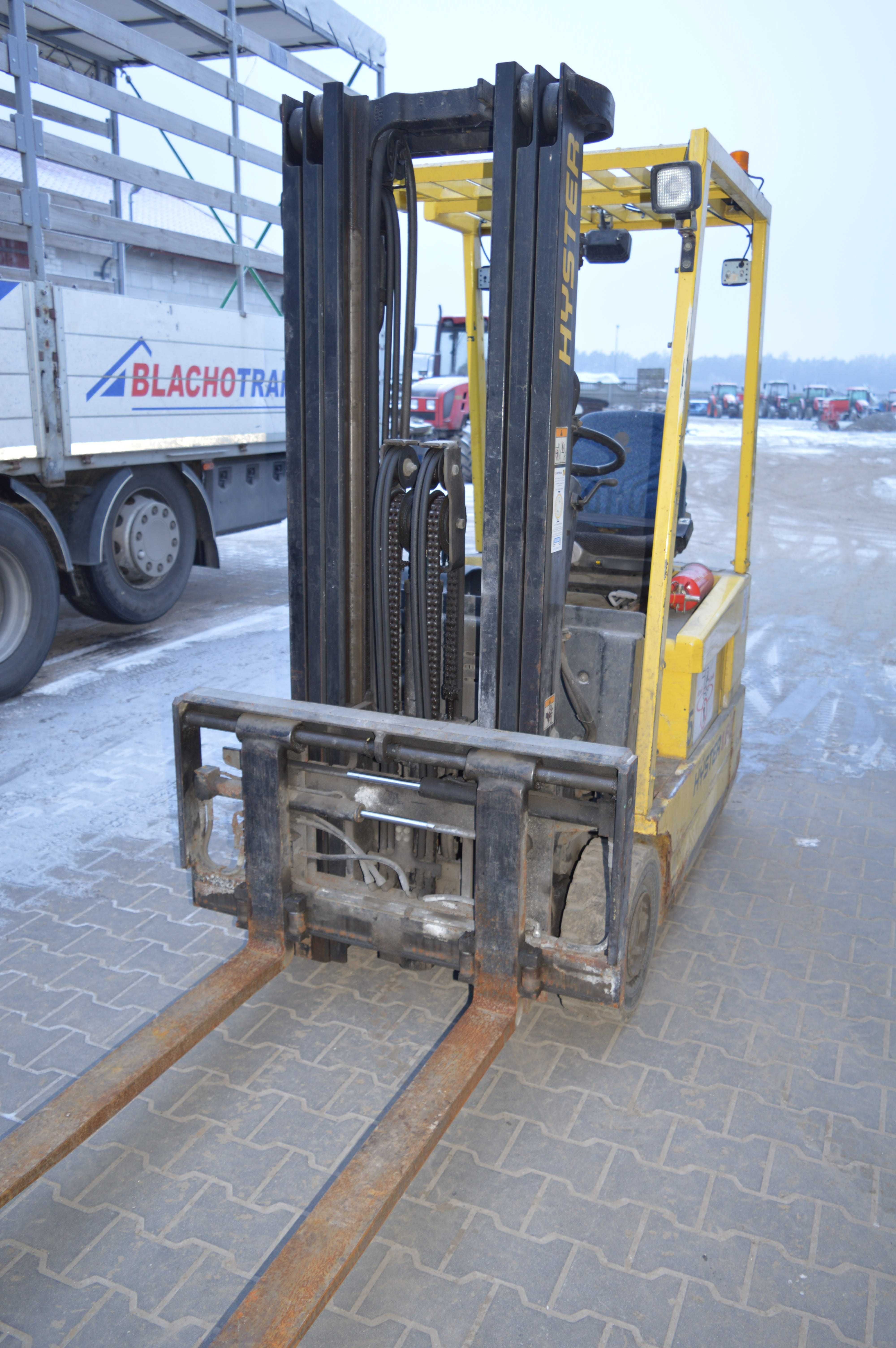 Wózek widłowy elektryczny Hyster J1.60 XMT Triplex POZYCJONER