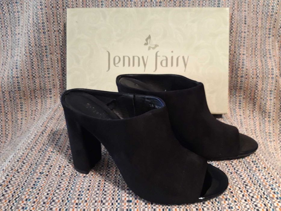 Klapki czarne zamszowe