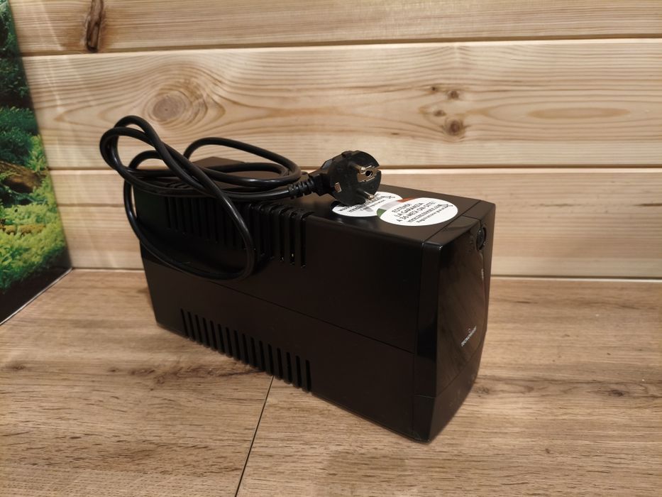 Zasilacz awaryjny UPS piec CO