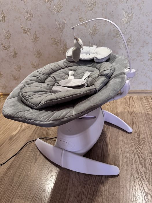 Укачивающий центр CARRELLO Mio люлька качалка