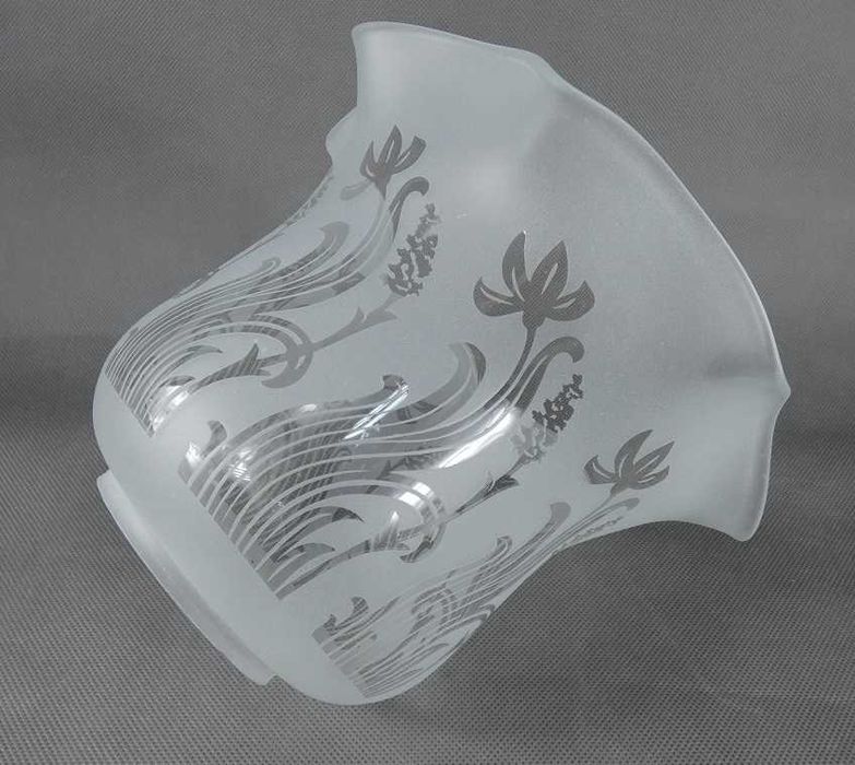 Biały TULIPAN klosz LAMPA NAFTOWA secesja 8,6 cm