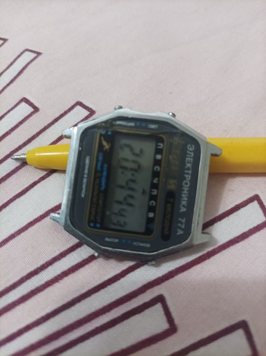 Часы Электроника 77А