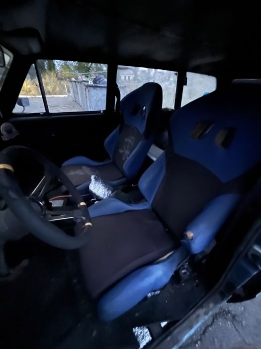 Ваз 2102 на полном ходу