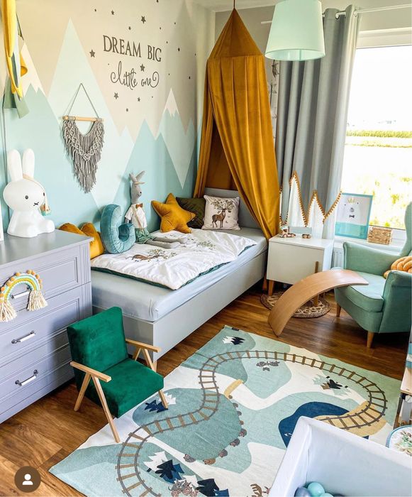 Baldachim yellowtipi atłasowy zadbany