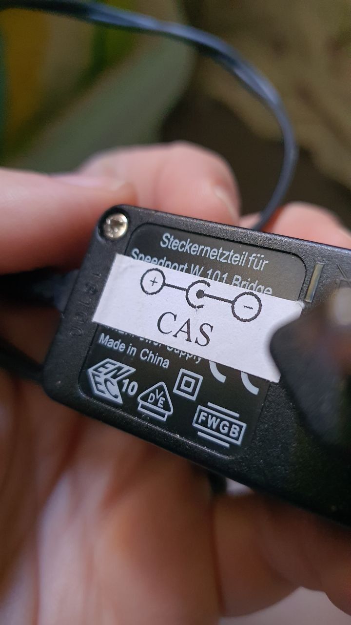 ac/dc adapter 311p0w047