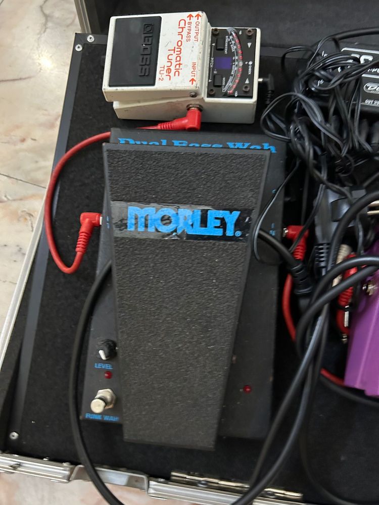 Pedaleiras/Pedais para Guitarra/Baixo