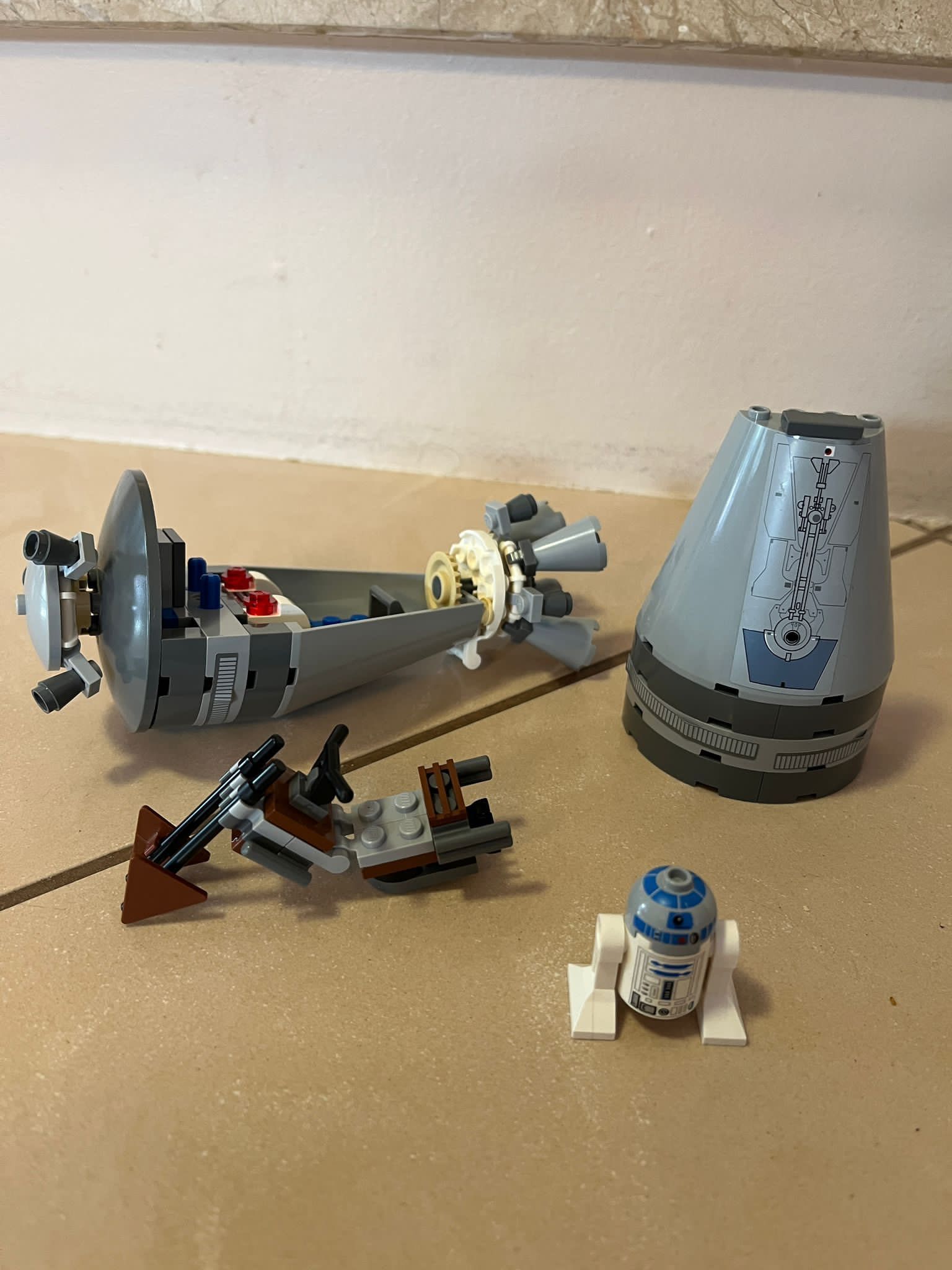 Lego - Zestaw 9490 - 1 Minifigurka