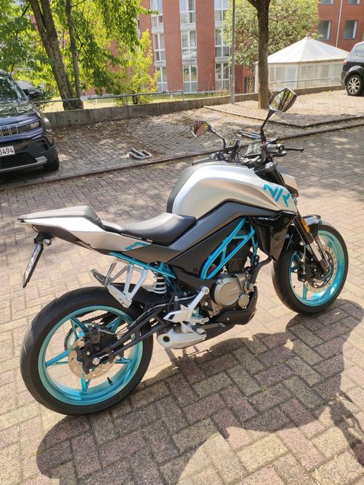 CF Moto 125  do sprzedania 26 koni .  Na kategorie B .Przebieg tylko 5