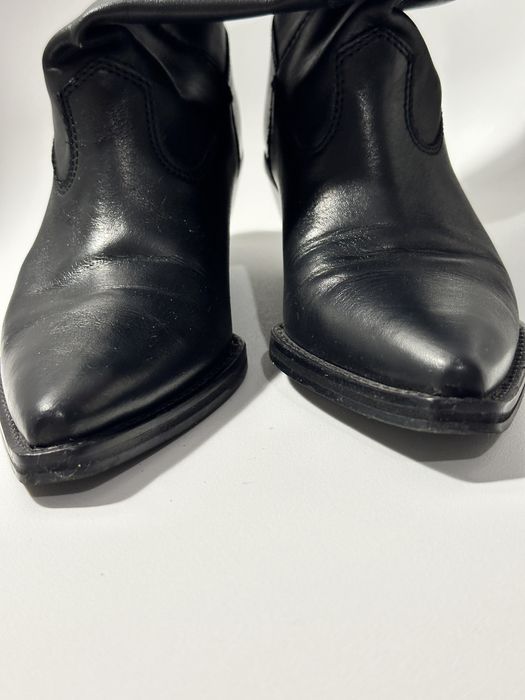 Шкіряні казаки Zara