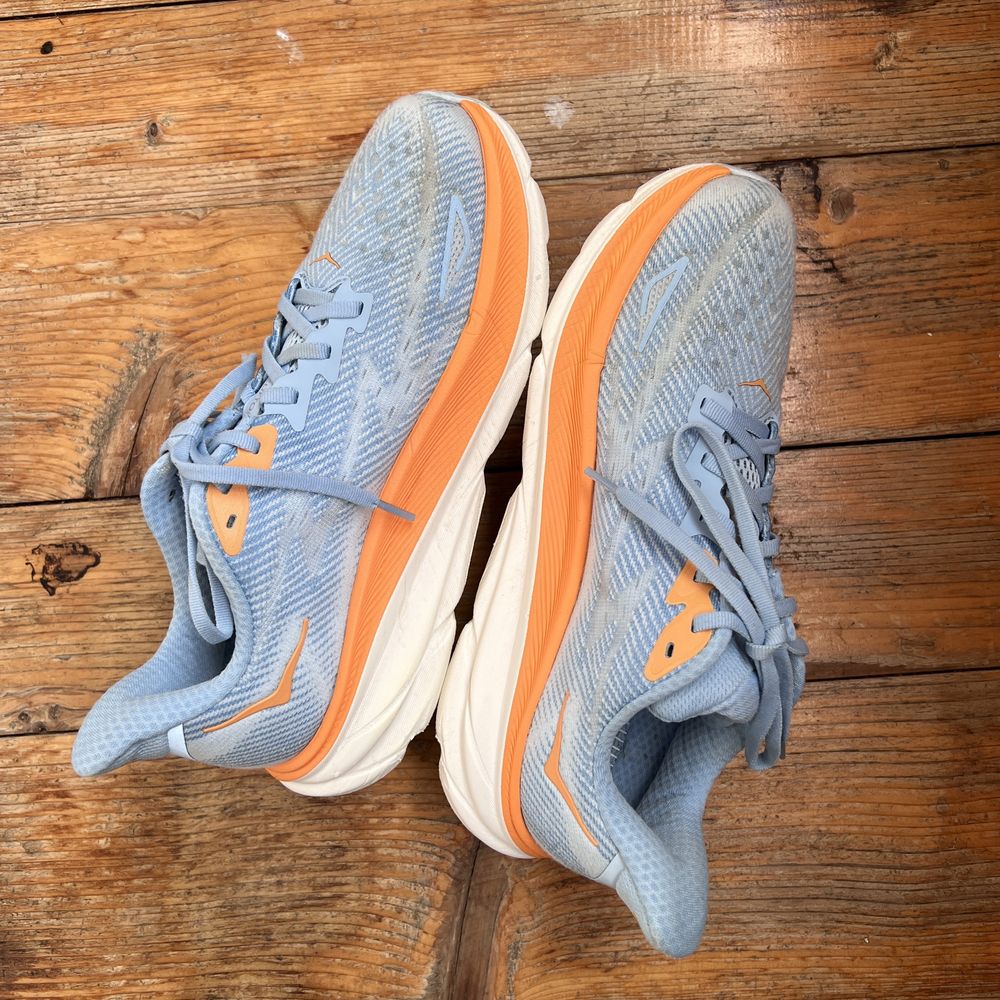 Кросівки Hoka Clifton 9 1127896 розмір 41 оригінал
