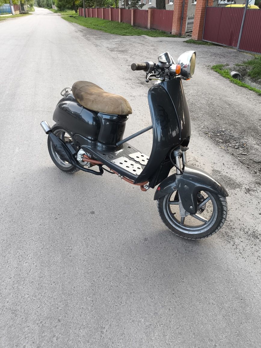Aprilia vino minarelli, aerox