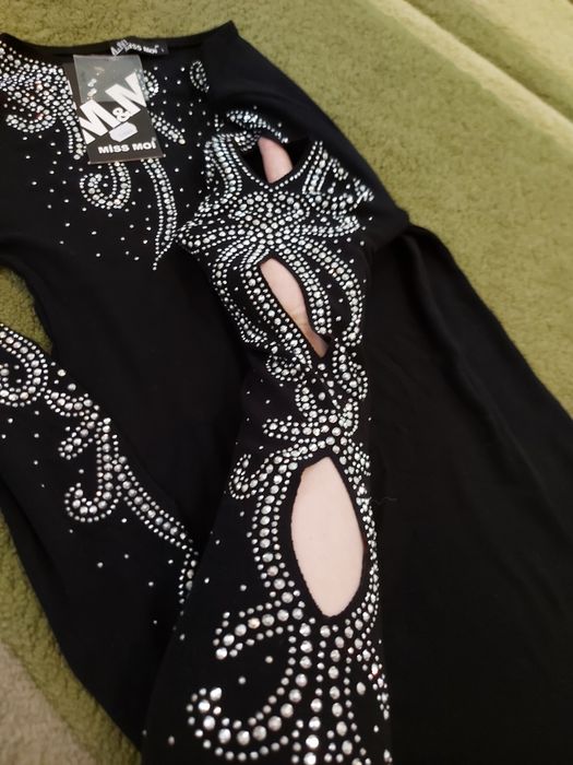 Гарне чорне плаття