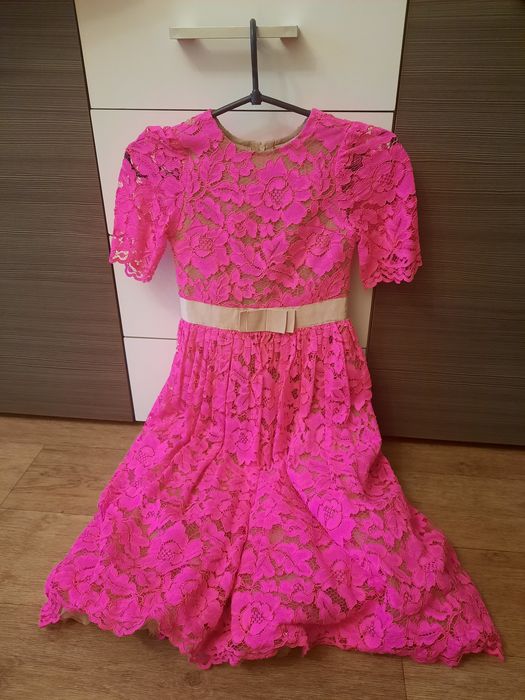 Святкове платья для дівчинки