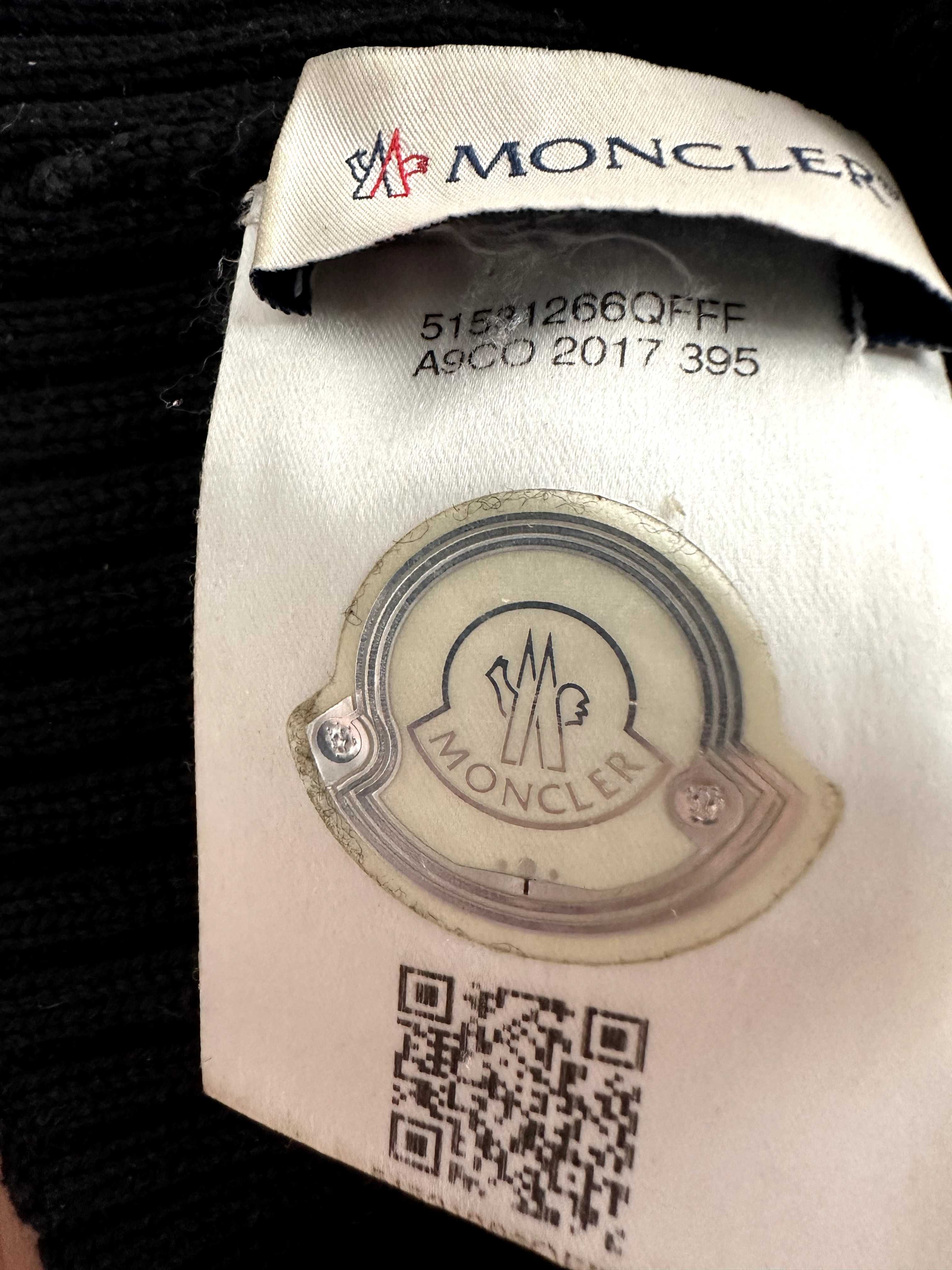 Czapka Moncler Czarna