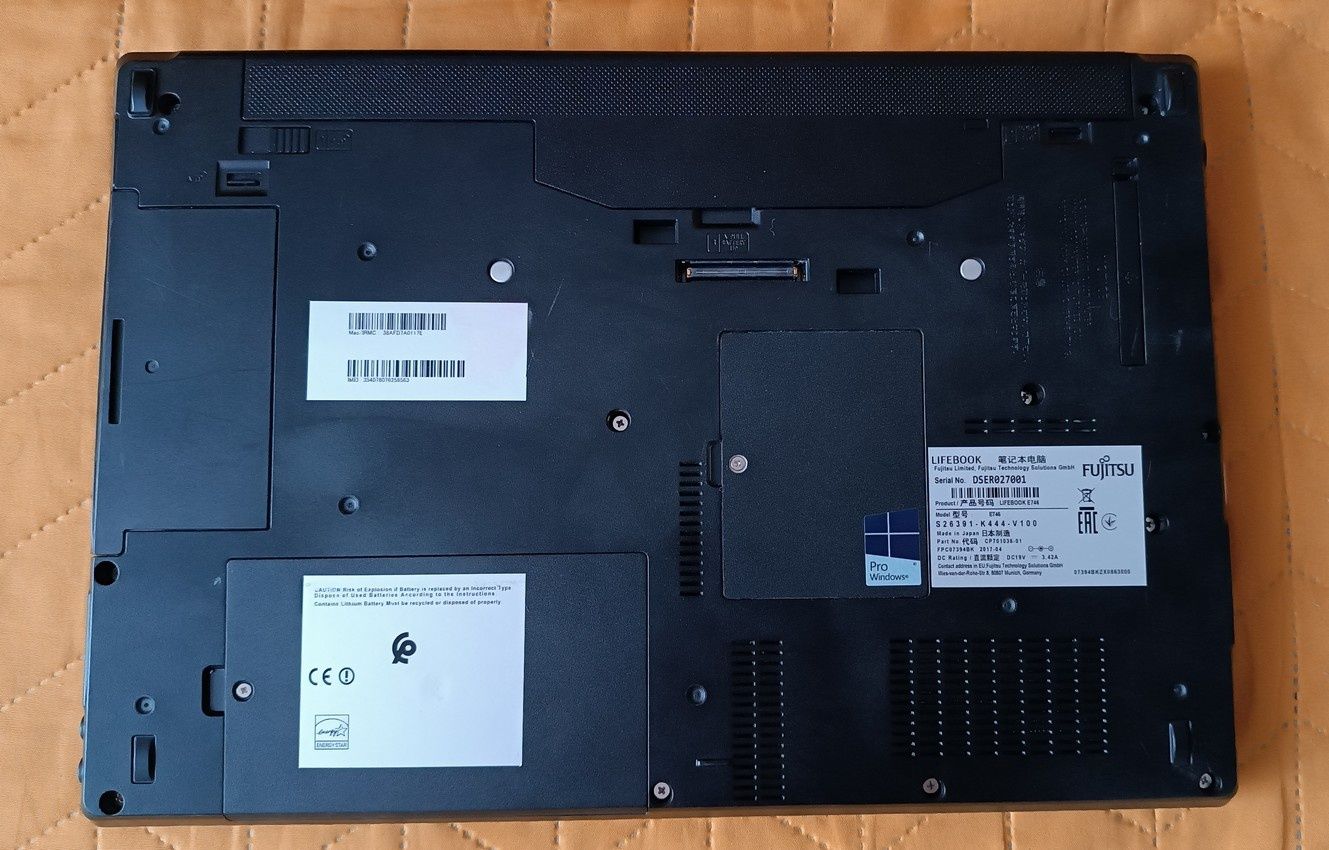 Fujitsu Lifebook E746, i5, HDD SSD 128 , 4 GB DDR4, USB3