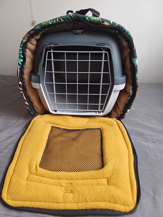 Praktyczny i solidny ocieplacz na transporter - np kot, królik, fretka