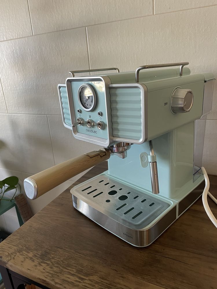 Maquina Café Expresso e Capuccino