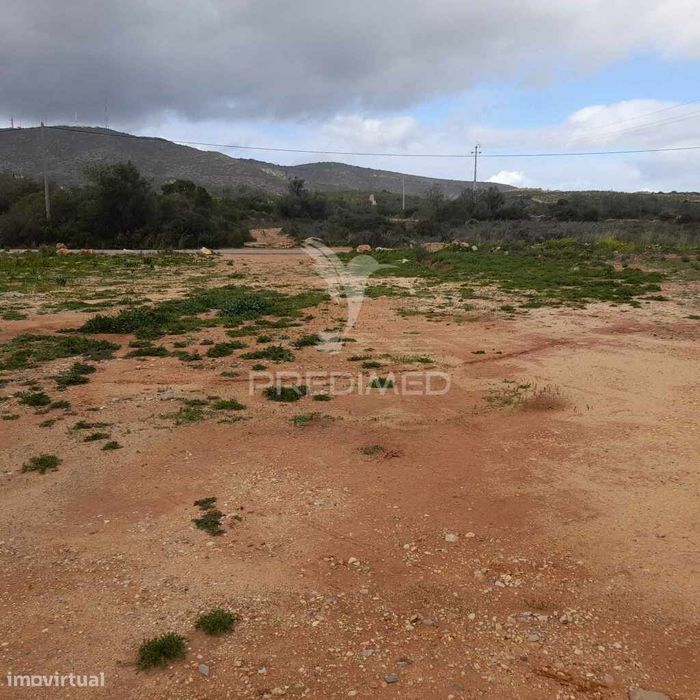 Terreno Rusticocom 1960m2 ao lado da estrada M516