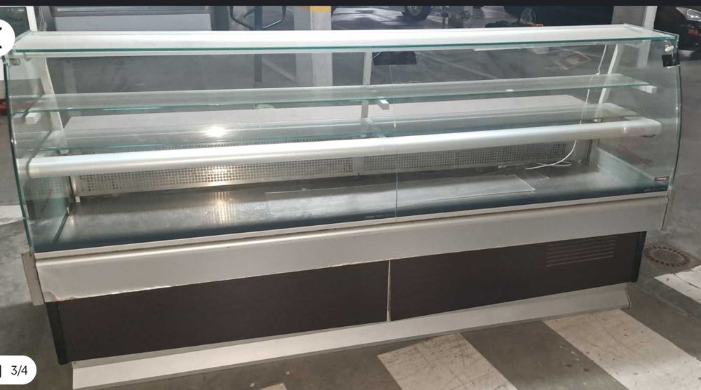 Vitrine Refrigerada de 250 cm