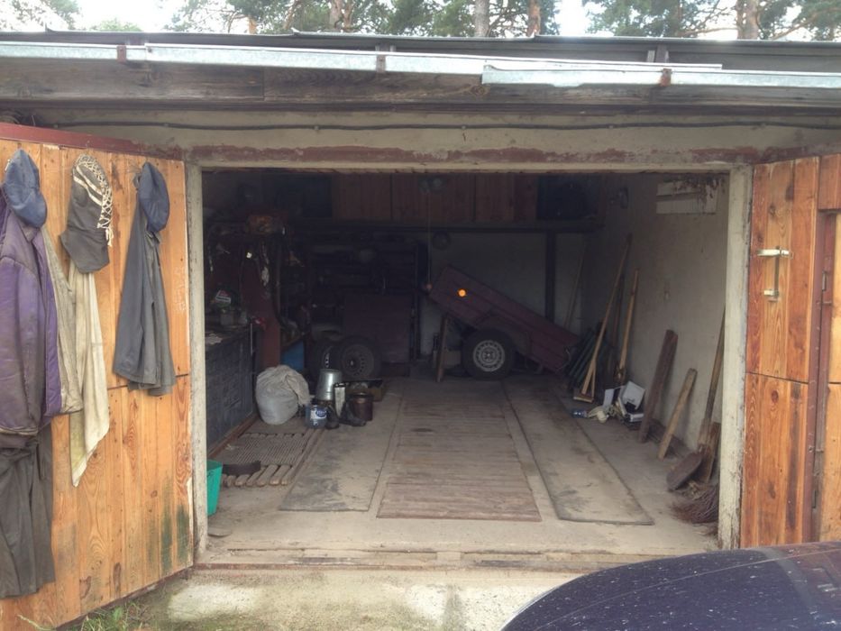 ПРОДАЖ капітального цегляного гаражу з оглядовою ямою та погрібом