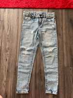 Spodnie jeansowe z dziurami dla dziewczynki, rozmiar 134