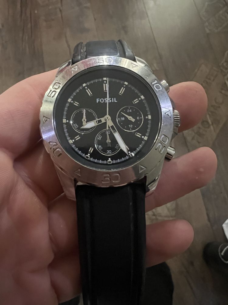 Zegarek Fossil Stalowy z gumowym paskiem