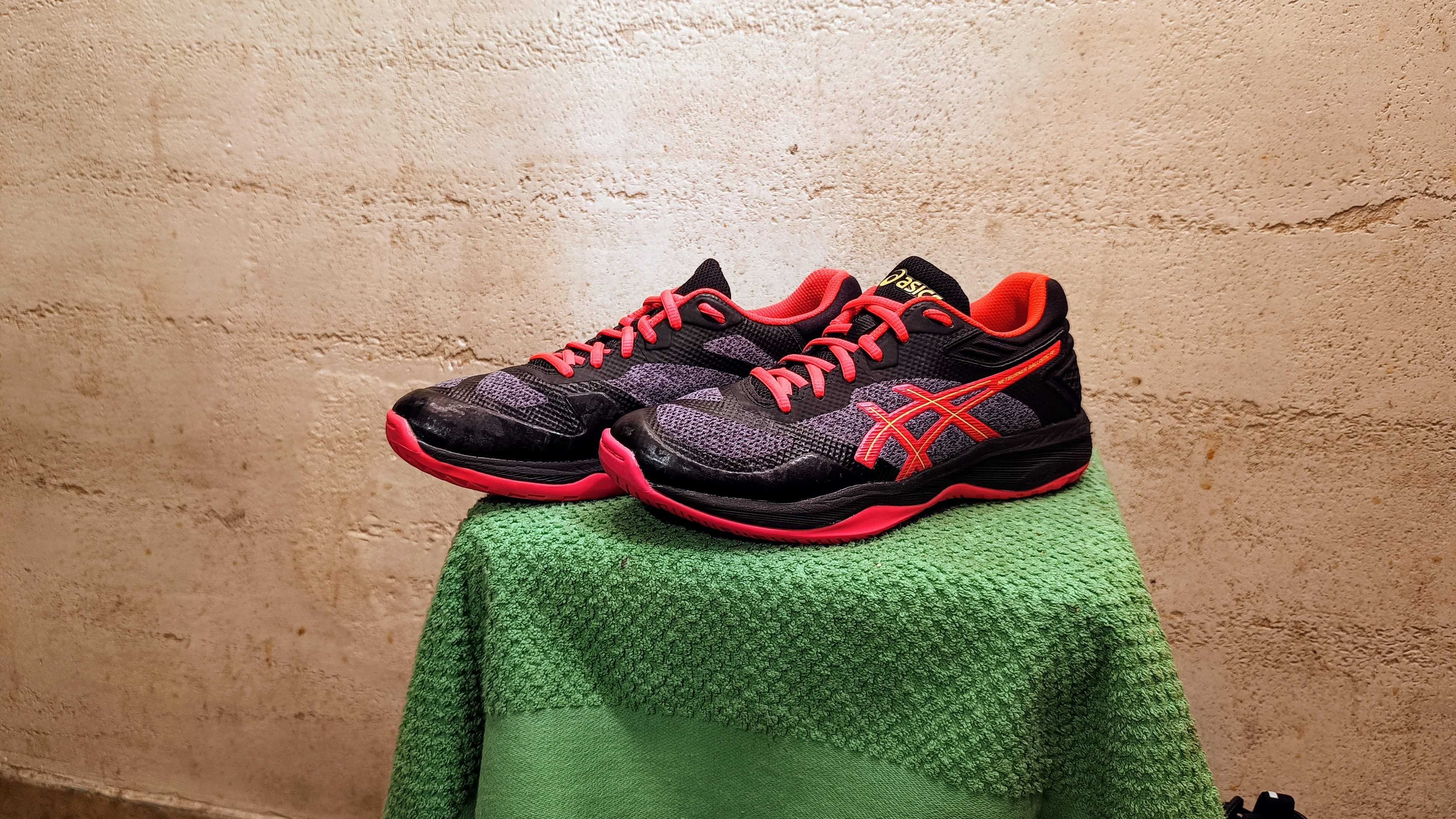 Buty do siatkówki ASICS NETBURNER BALLISTIC FF r.39 jak nowe s.idealny