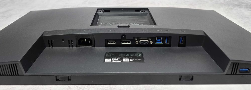 Монітор безрамковий 23.8" Dell P2422H 1920х1080 16:9 IPS WLED 2023 рік