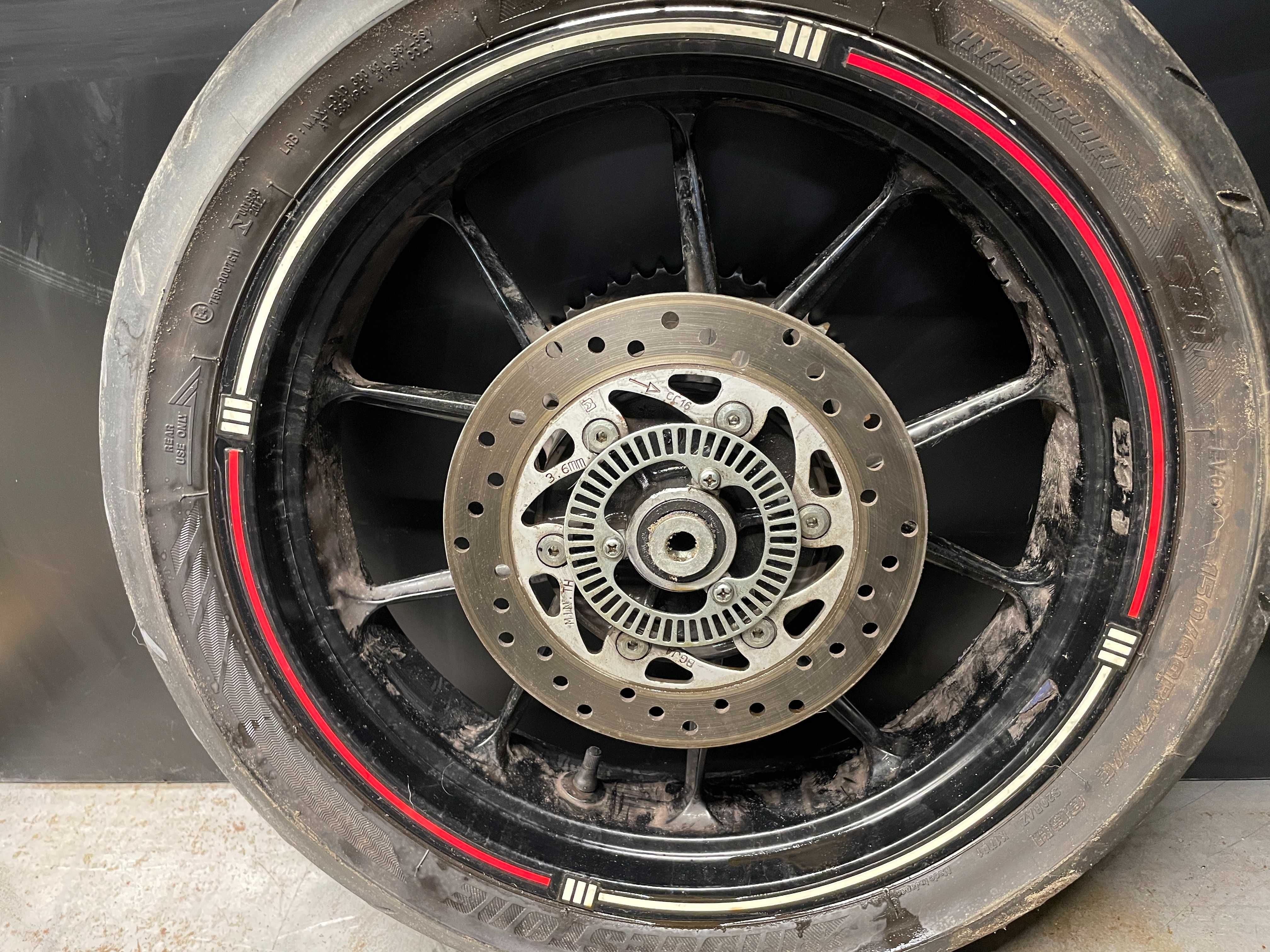 Felga opona Tarcza KTM duke 125/390 rok 11-16