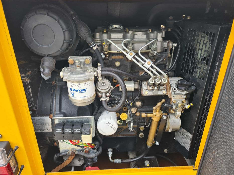 Maszt oświetleniowy Atlas Copco QLT 40 wieża