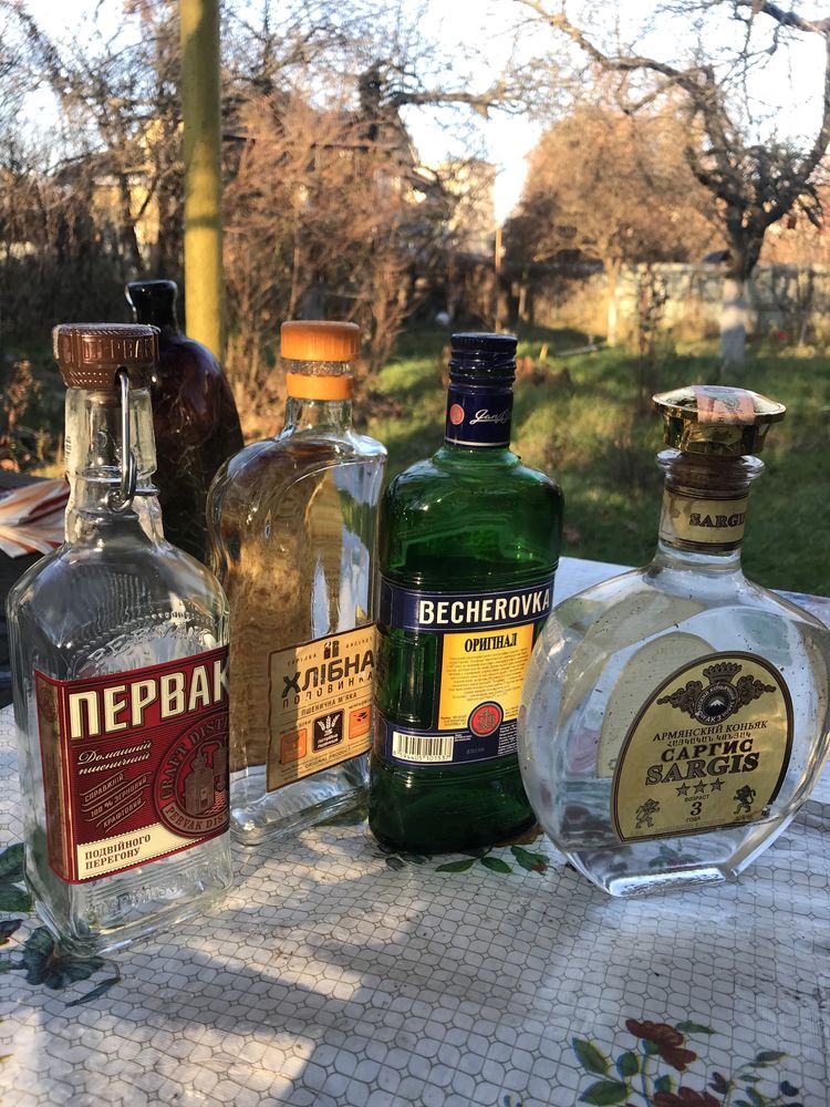 Бутылки, от 60 грн