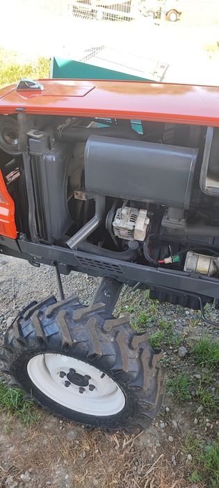 Traktorek ogrodniczy Japoński Kubota GL-23 Tur 4x4