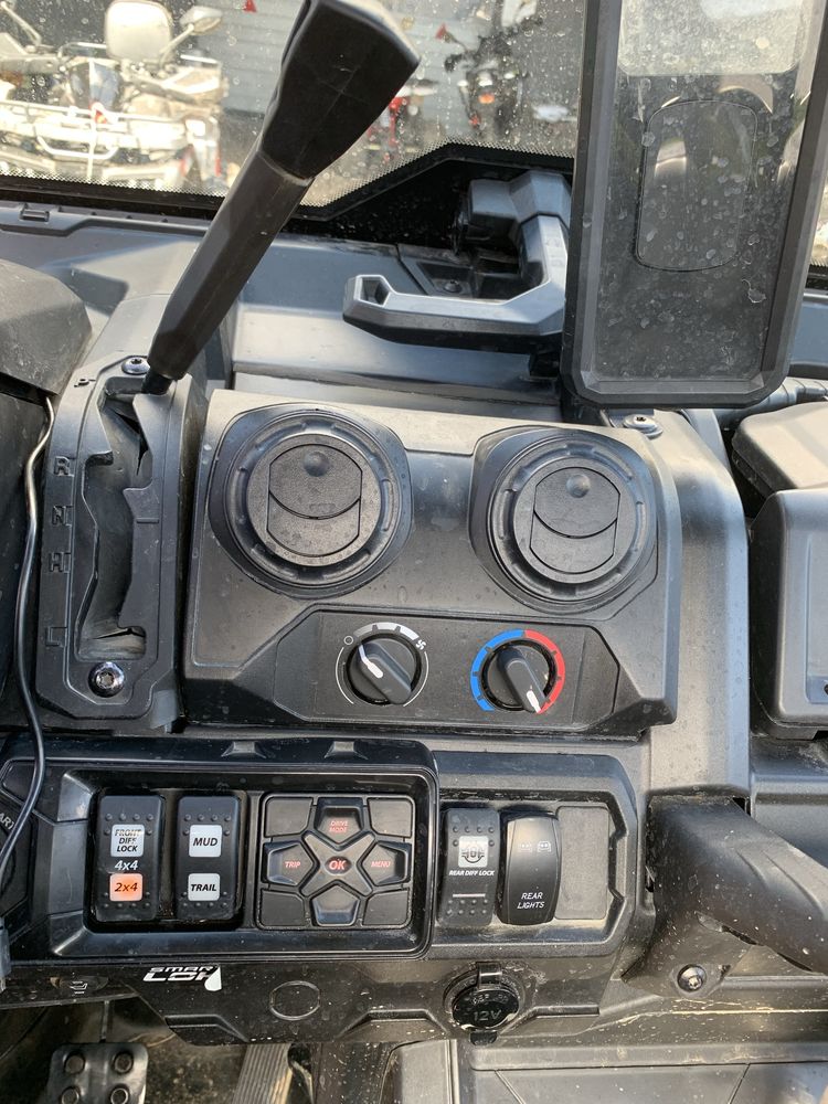 мотовсюдихід BRP Traxter XMR