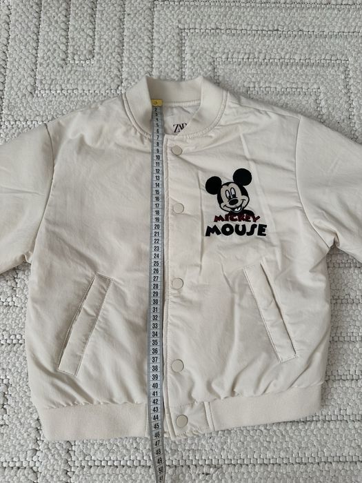 Куртка бомпер Zara з вишивкою, 116, 6 років