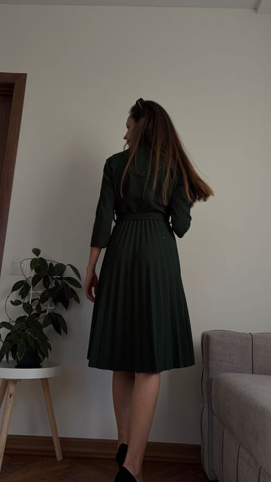 Сукня осіння зелена