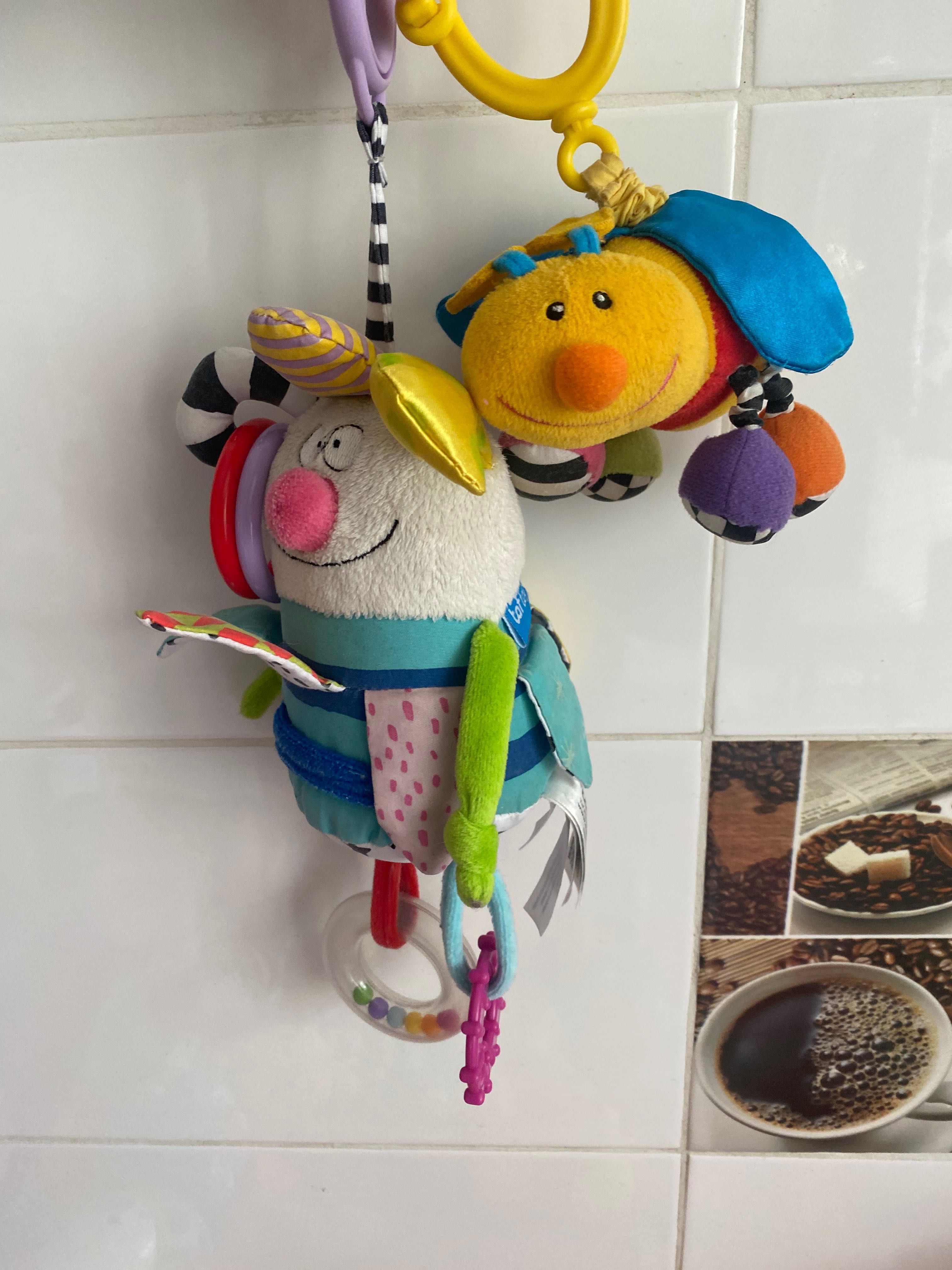 Іграшки fisher price Lamaze ELC брязкальця, гризунці, трещалки книжечк