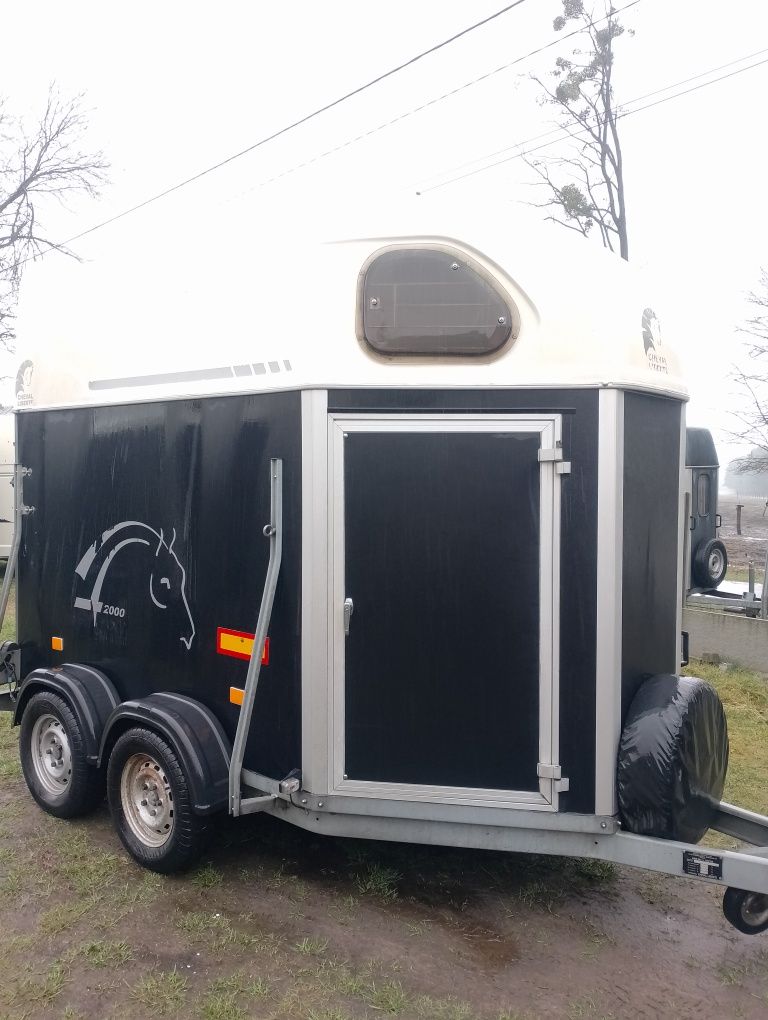 Przyczepy do przewozu 2  koni dmc 1300 kg