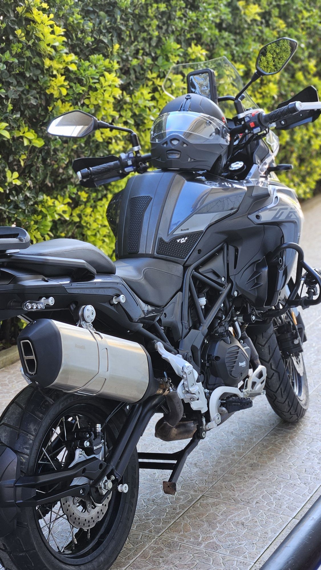 Benelli TRK 502X