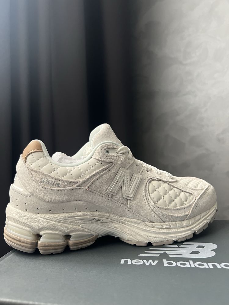 Кросівки жін. New Balance