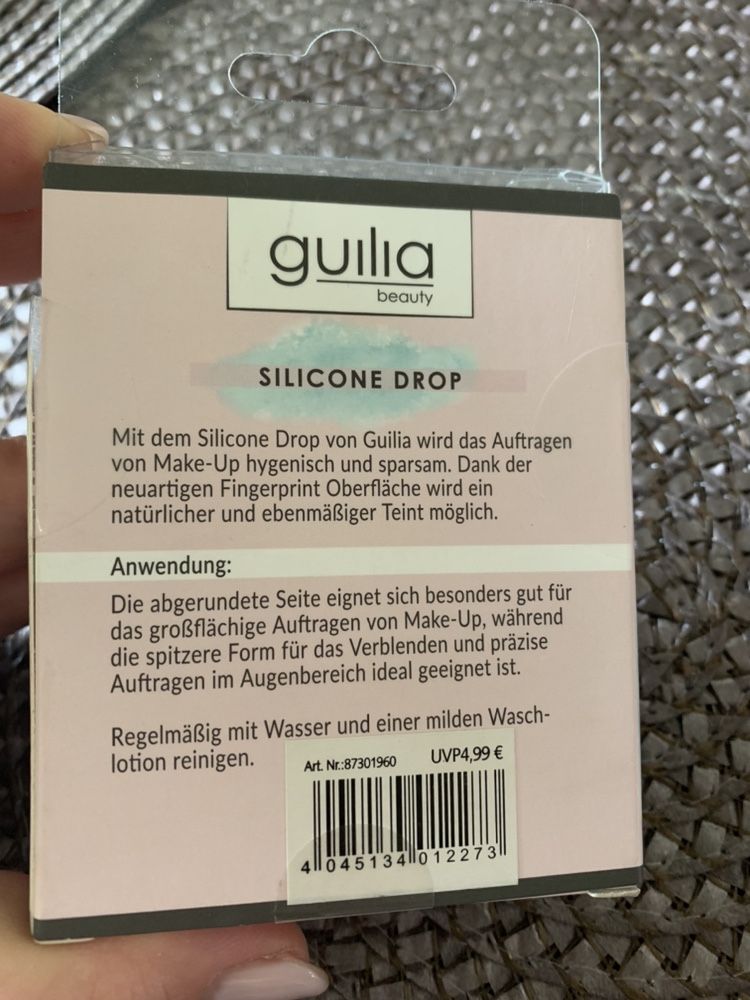 Aplikator silikonowy sikicone drop do podkladu make up makijaż