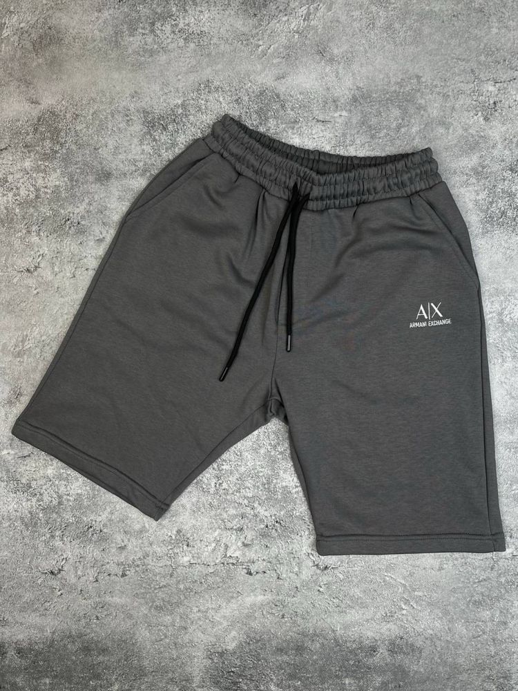 Чоловічі шорти Armani