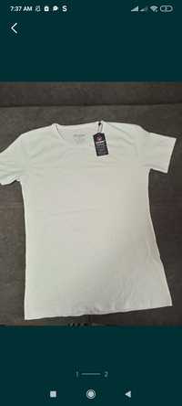 Біла футболка розмір l