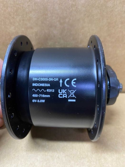 Динамо-втулка Shimano C3000, 6V 3.0V, передня втулка, 32G, 100/5 мм