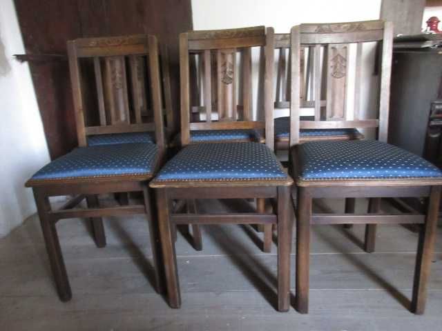 Stare zabytkowe poniemieckie dębowe krzesła po renowacji