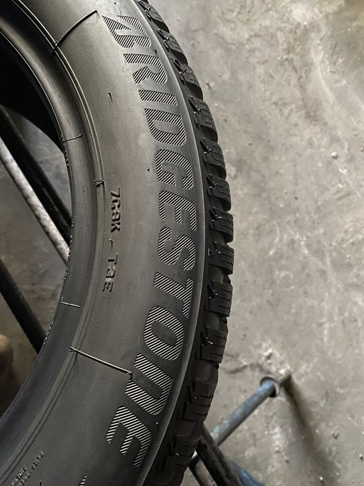 Шини 205/55/16 - 2шт Bridgestone Blizzak LM001 зима