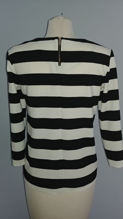 38 M esmara bluzka w pasy beżowo-czarna