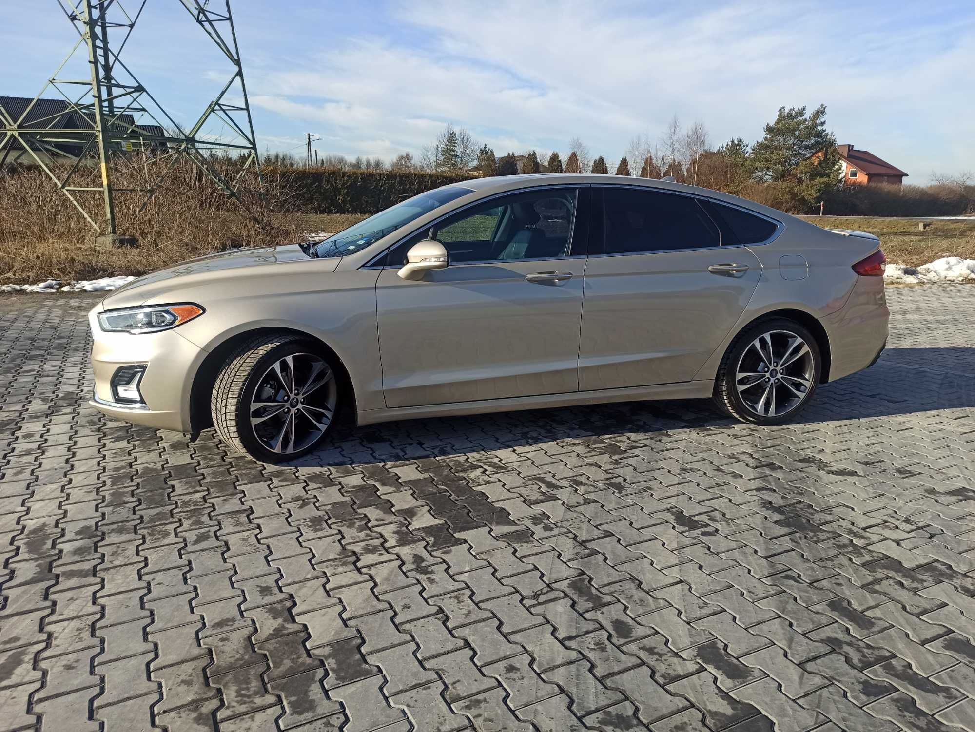 Ford mondeo fusion full opcja 2.0 LPG 2019r