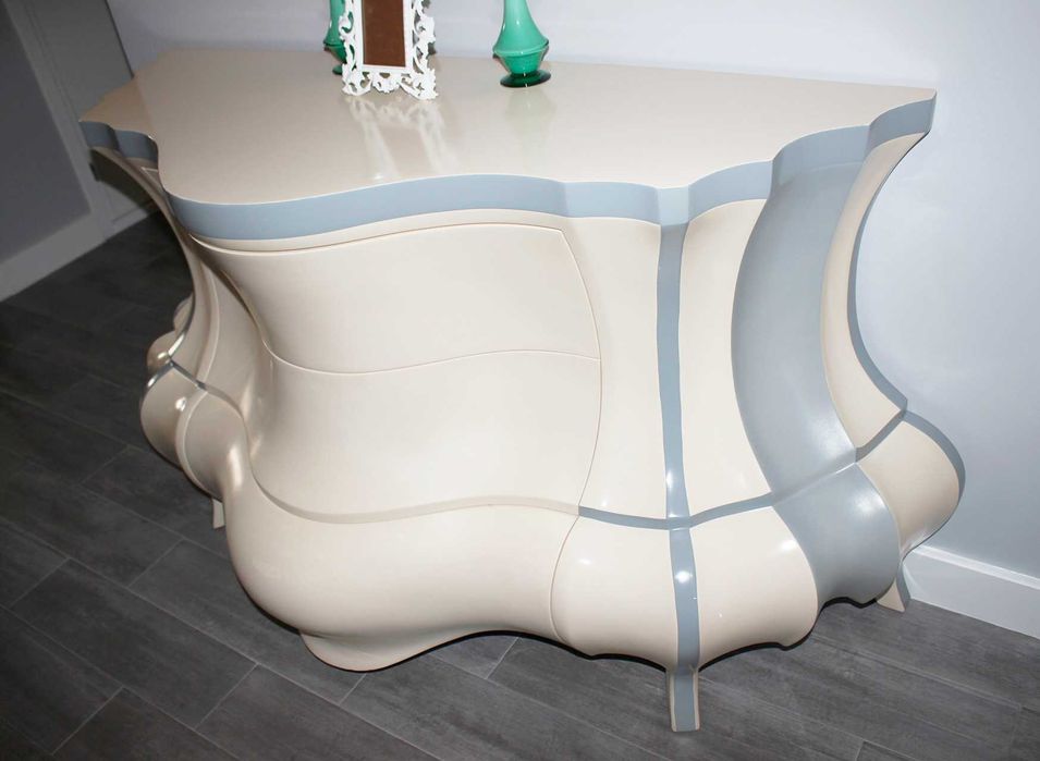 Movel / Consola / Comoda Cendrillon - Bombe Chests - Design Romantica